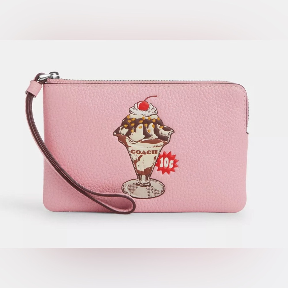 🌸NEW COACHCORNER WRISTLED WITH SUNDAY GRAPHIC NWT.